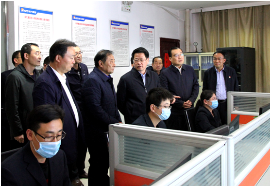 安徽省副省長、市委書記楊光榮來到集團(tuán)公司調(diào)研安全生產(chǎn)工作